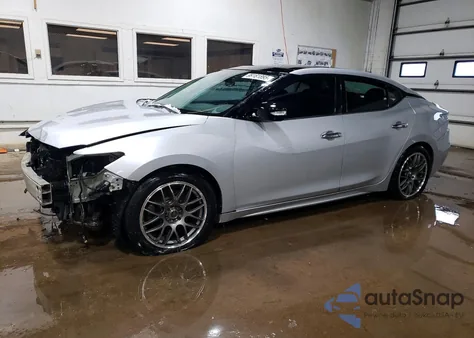 2018 Nissan Maxima 3.5S z USA, uszkodzony, nr VIN 1N4AA6AP9JC376461